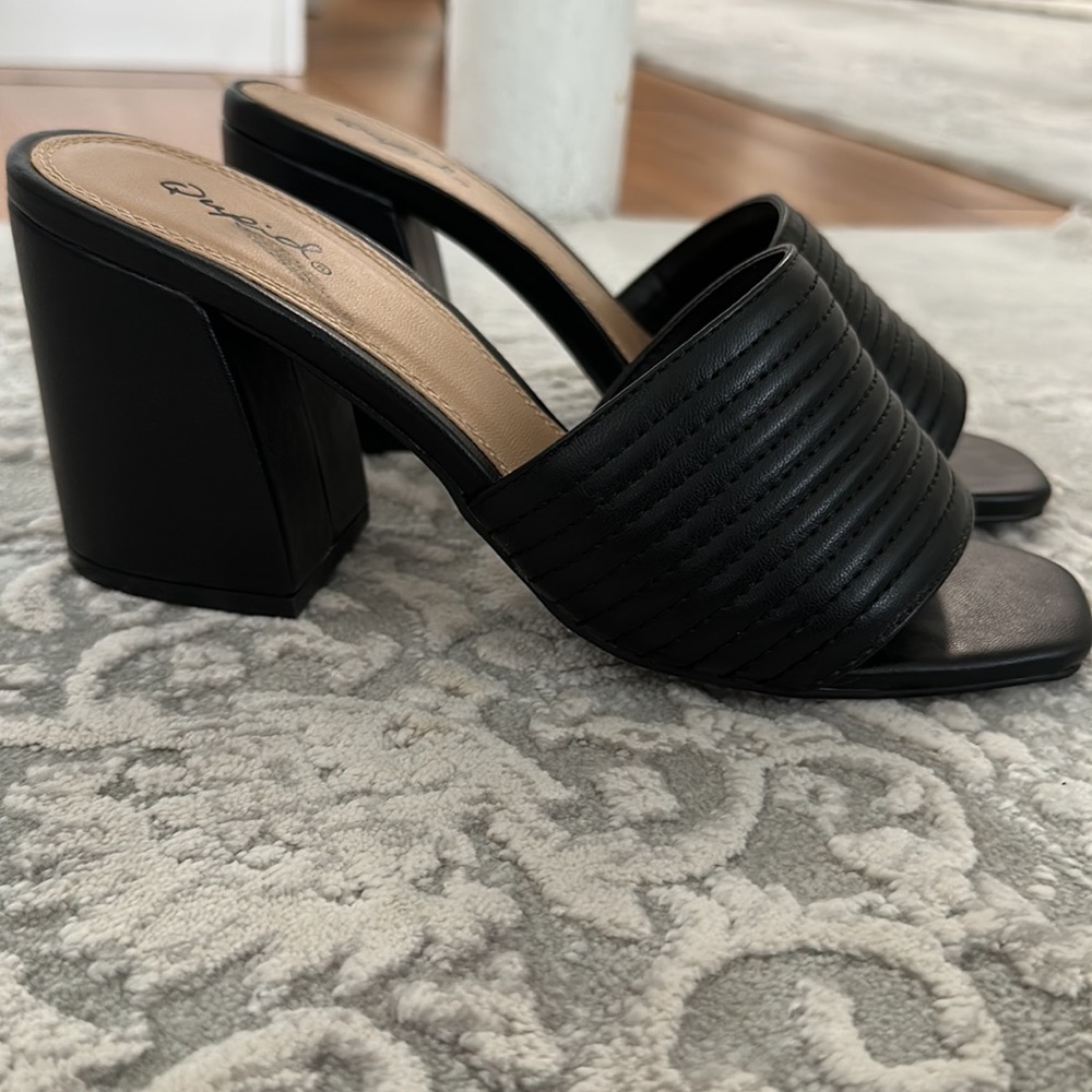 Block heels - Picture 2 of 3